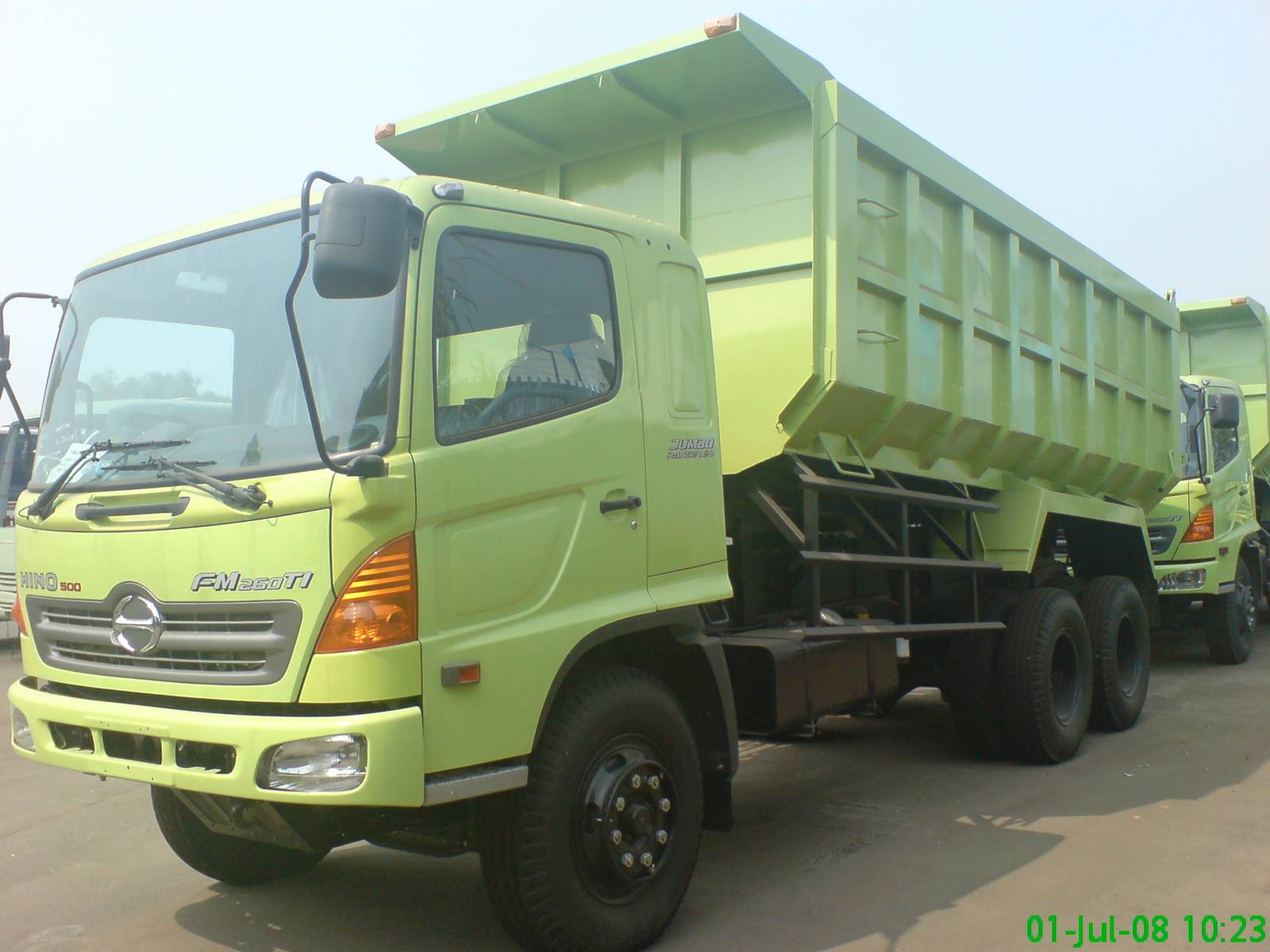  HINO FM 260 JD  dump truk